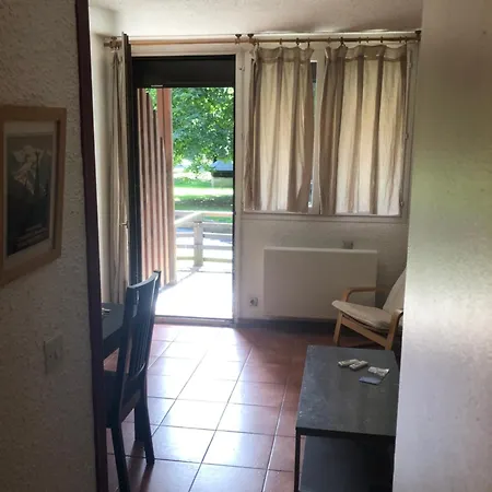 Διαμέρισμα Avec *